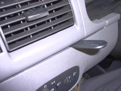 Brodit ProClip 803206 - Ford Tourneo Connect 2003-2009
