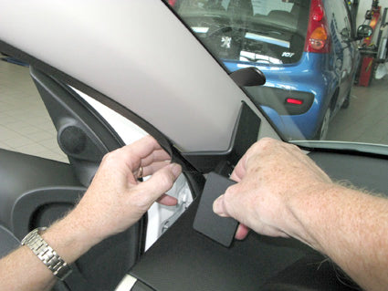 Brodit ProClip 804343 - Peugeot 206+ 2009-2013