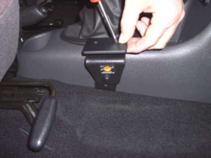 Brodit ProClip 830510 - Daihatsu 4Runner 1989-2010