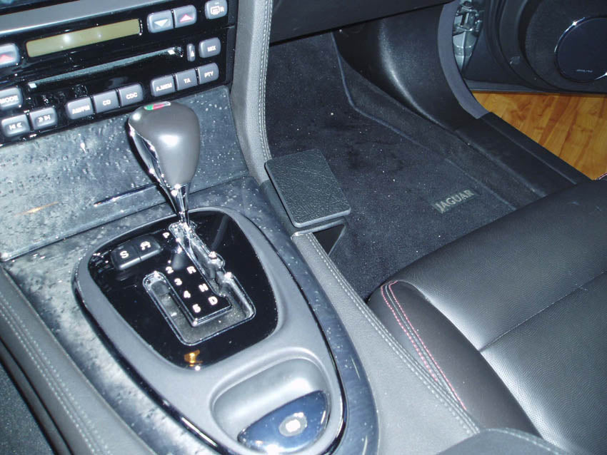 Brodit ProClip 833385 - Jaguar XJ 2003-2009