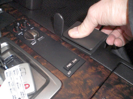 Brodit ProClip 834143 - Toyota LandCruiser 2009-2018