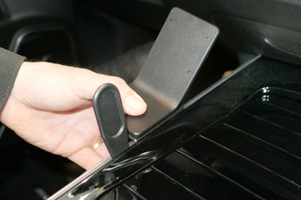 Brodit ProClip 835607 - Mercedes-Benz EQB 2020-2026