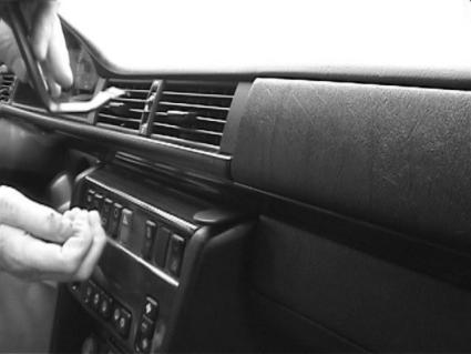 Brodit ProClip 852017 - Mercedes-Benz 124 (200-500E) 1986-1994