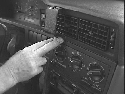 Brodit ProClip 852127 - Volvo 850 1992-1997