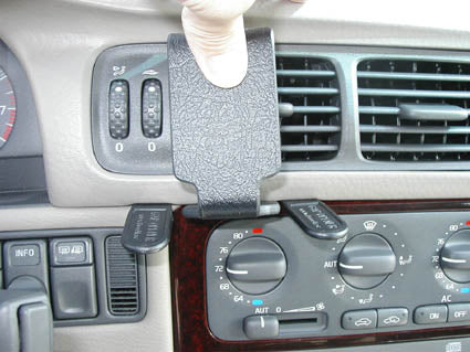 Brodit ProClip 852426 - Volvo C70 1997-2005