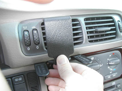 Brodit ProClip 852426 - Volvo C70 1997-2005