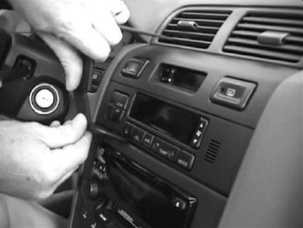 Brodit ProClip 852464 - Nissan Maxima 1995-1999