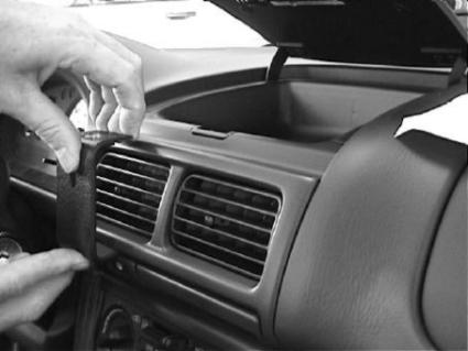 Brodit ProClip 852505 - Subaru Forester 1998-2002