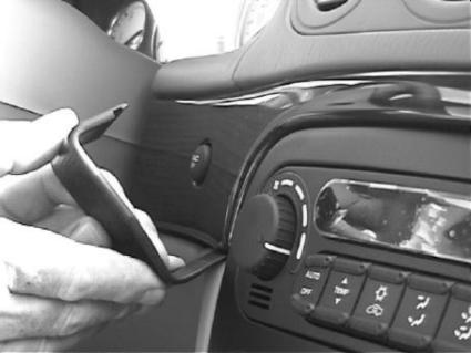 Brodit ProClip 852615 - Chrysler 300M 1999-2004