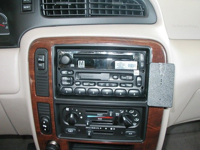 Proclip Ford Windstar 99-03 Angled mount