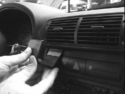 Brodit Proclip 852717 t.b.v. - Seat Toledo - Seat Leon - 2000-2005 - Brodit Center mount