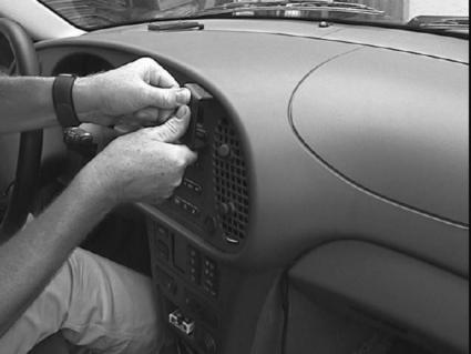 Brodit ProClip 852830 - Saab 9-3 1998-2002