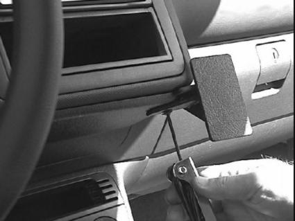 Brodit ProClip 852832 - Volkswagen Polo 2000-2001