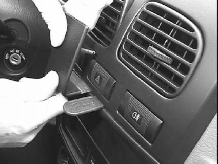 Brodit ProClip 852914 - Kia Rio 2001-2005