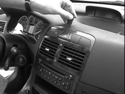 Brodit ProClip 852920 - Peugeot 307 2001-2009