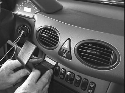 Brodit ProClip 852947 - Mercedes-Benz A-Class 2001-2004