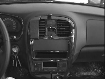 Proclip Hyundai Sonata 02-04 Center mount