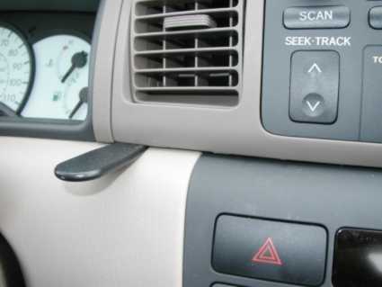 Brodit ProClip 853025 - Toyota Corolla 2002-2007