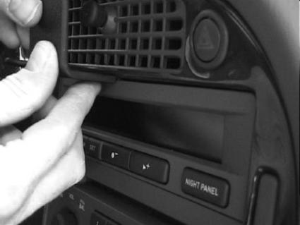 Brodit ProClip 853040 - Saab 9-5 1998-2005