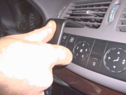 Brodit ProClip 853075 - Mercedes-Benz E-Class, Coupé 2002-2009