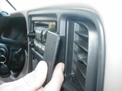 Brodit ProClip 853111 - Chevrolet Avalanche 1999-2003