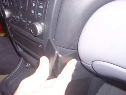 Brodit ProClip 853135 - Nissan Almera 2003-2007