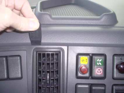 Brodit ProClip 853136 - Volvo FH series 2003-2007