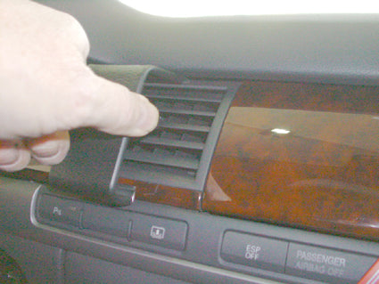 Brodit ProClip 853196 - Audi A8 2003-2010
