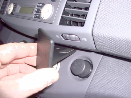 Brodit ProClip 853202 - Nissan Micra 2003-2010