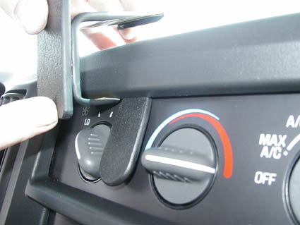 Brodit ProClip 853231 - Chevrolet Express 2003-2007