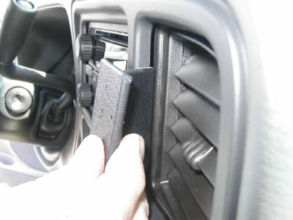 Brodit ProClip 853233 - Chevrolet Avalanche 2003-2006