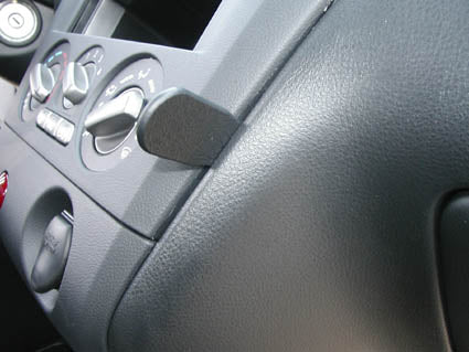 Brodit ProClip 853252 - Mitsubishi Outlander 2003-2006