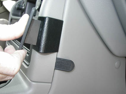 Brodit ProClip 853307 - Chevrolet Avalanche 2003-2006