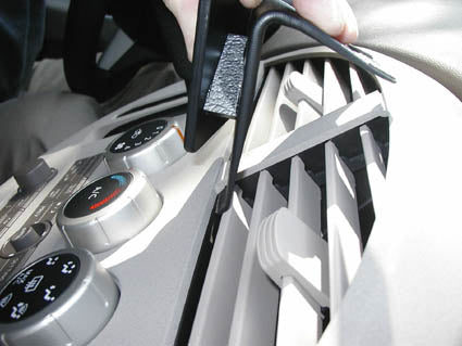Brodit ProClip 853325 - Nissan Quest 2004-2006