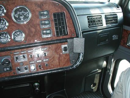 Brodit ProClip 853331 - Peterbilt Model 357 2000-2015