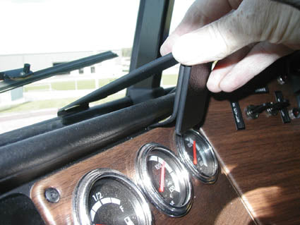 Brodit ProClip 853338 - Freightliner Classic 1988-2009