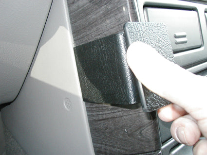 Brodit ProClip 853348 - GMC Yukon Denali 2003-2006