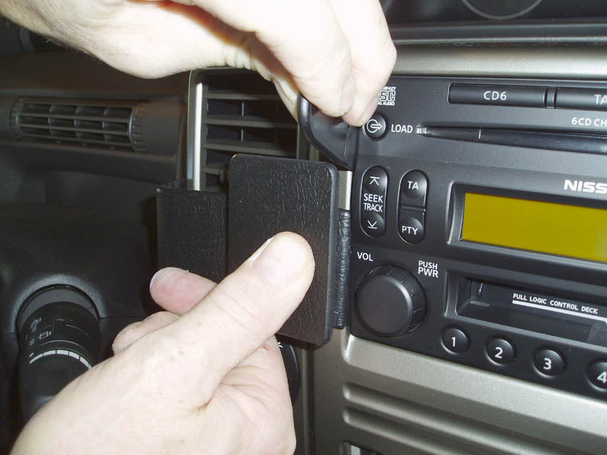 Brodit ProClip 853367 - Nissan X-Trail 2004-2007