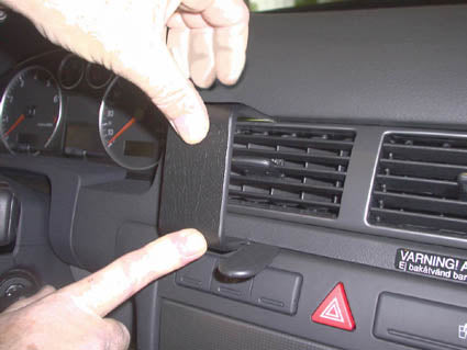 Brodit ProClip 853369 - Audi A6 1998-2003