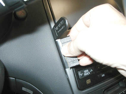 Brodit ProClip 853380 - Toyota Celica 2000-2005