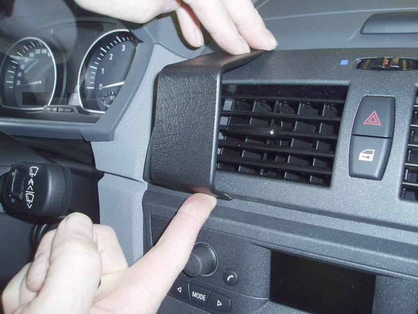 Brodit ProClip 853407 - BMW X3 2004-2010