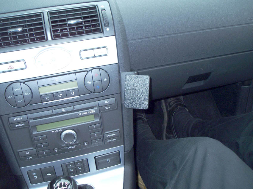 Brodit ProClip 853422 - Ford Mondeo 2001-2007