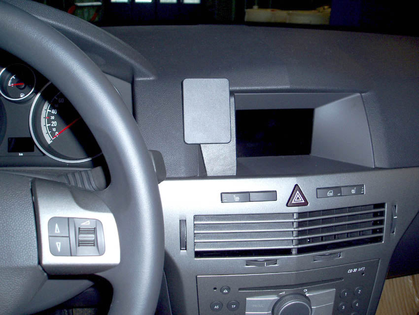 Brodit ProClip 853440 - Opel Astra 2004-2009
