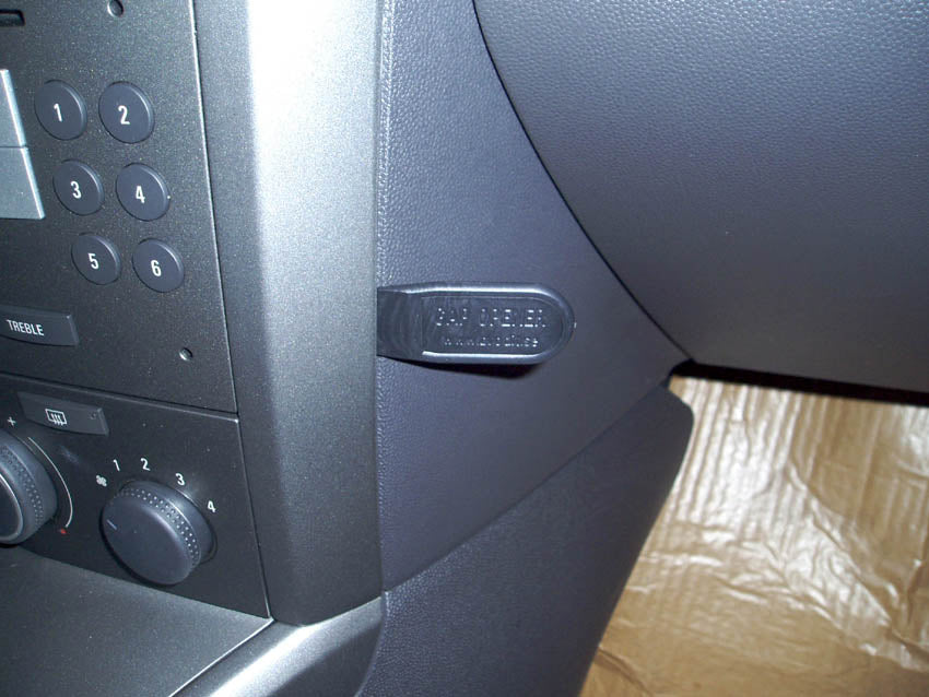 Brodit ProClip 853441 - Opel Astra 2004-2009