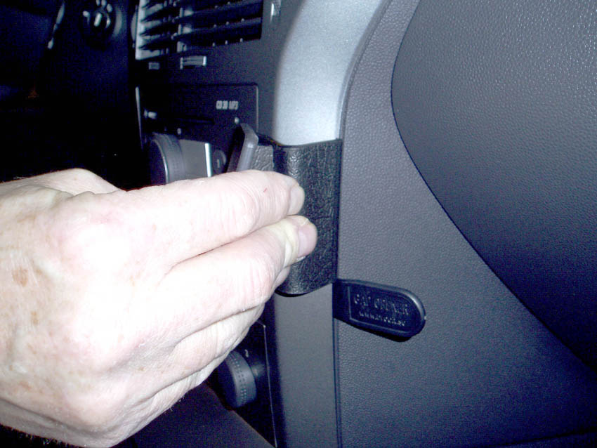 Brodit ProClip 853441 - Opel Astra 2004-2009