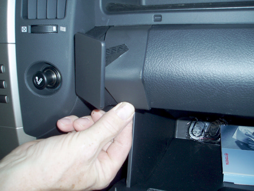 Brodit ProClip 853478 - Toyota Corolla Verso 2004-2009