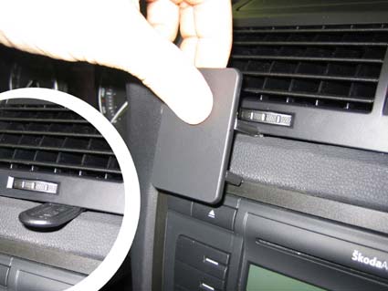 Brodit ProClip 853525 - Skoda Octavia II 2005-2013