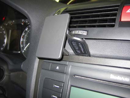 Brodit ProClip 853525 - Skoda Octavia II 2005-2013