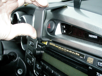 Brodit ProClip 853559 - Toyota Matrix 2005-2009