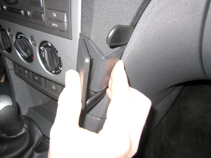 Brodit ProClip 853585 - Ford Focus 2005-2010